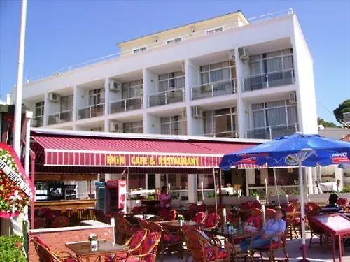 Ekin Hotel كوشاداسيه